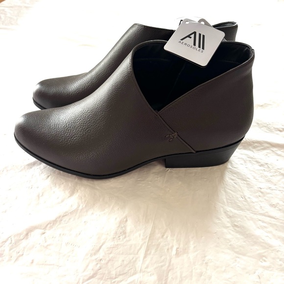 NWT AEROSOLES Brown Ankle Booties Boots SZ 12 W - Picture 16 of 16
